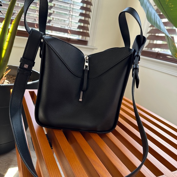 Loewe NEW NWT Black Leather Hammock Compact Shoulder Bag - Picture 4 of 12